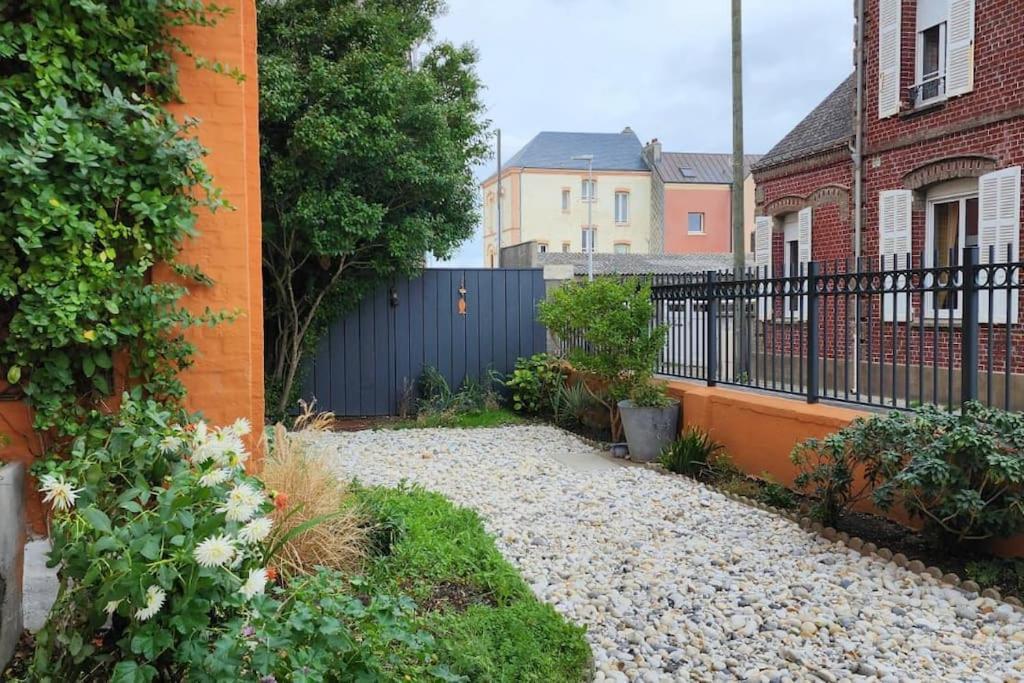 La Baigneuse Maison Avec Jardinet Et Parking Prive, A 200 M Plage Кайо-сюр-Мер Екстериор снимка
